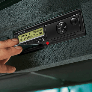 Downloading Data from Digital Tachograph